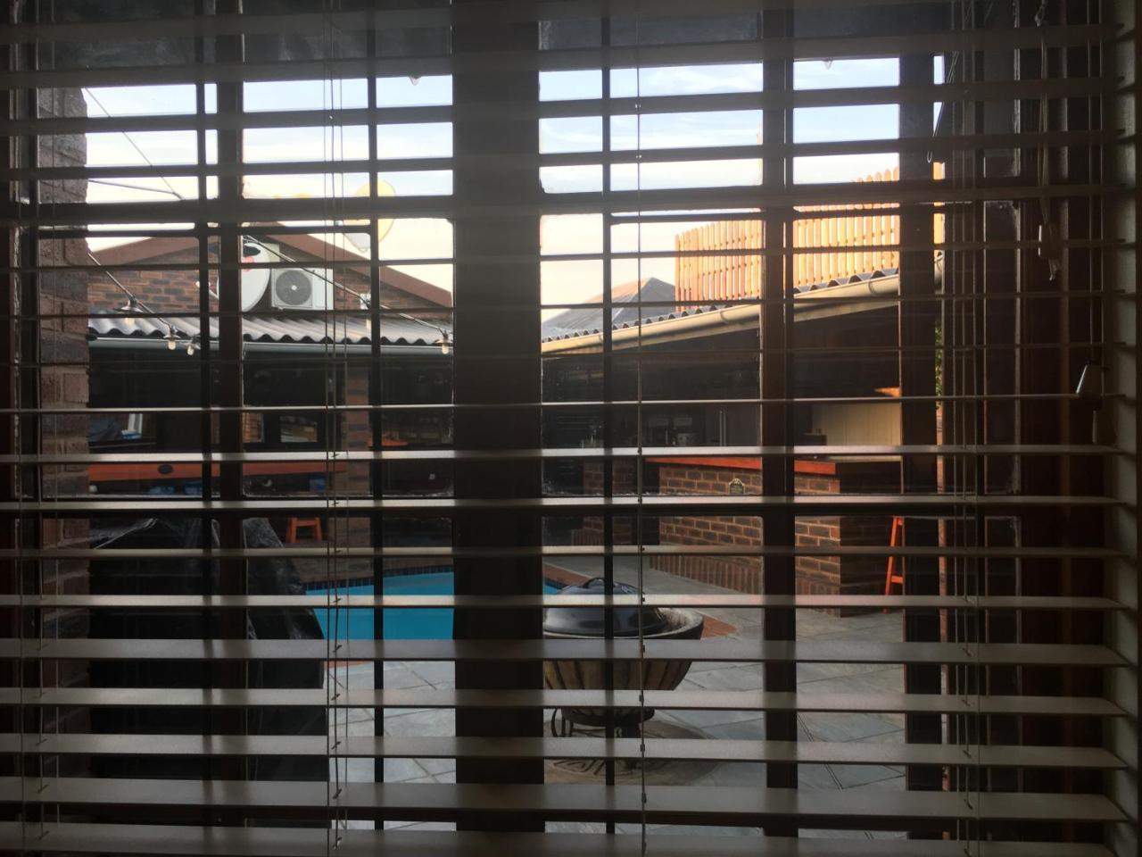 The Travel Inn Durban Exterior photo